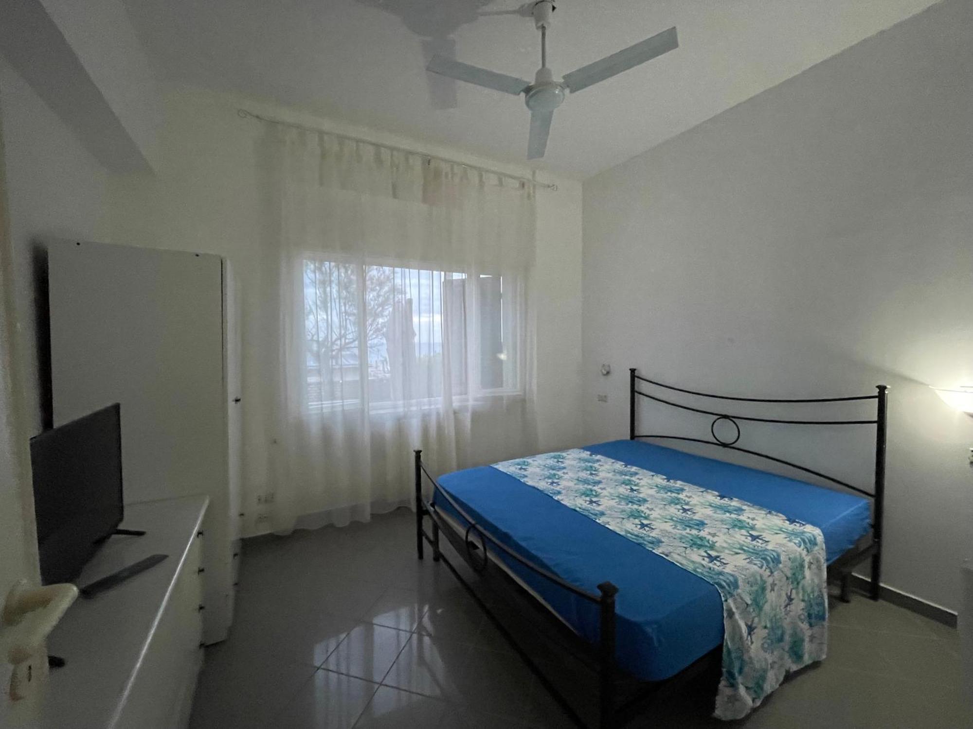 Villa Paonessa Lido Di Fondi Habitación foto