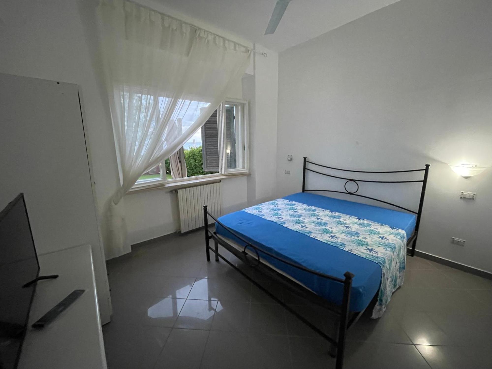 Villa Paonessa Lido Di Fondi Habitación foto