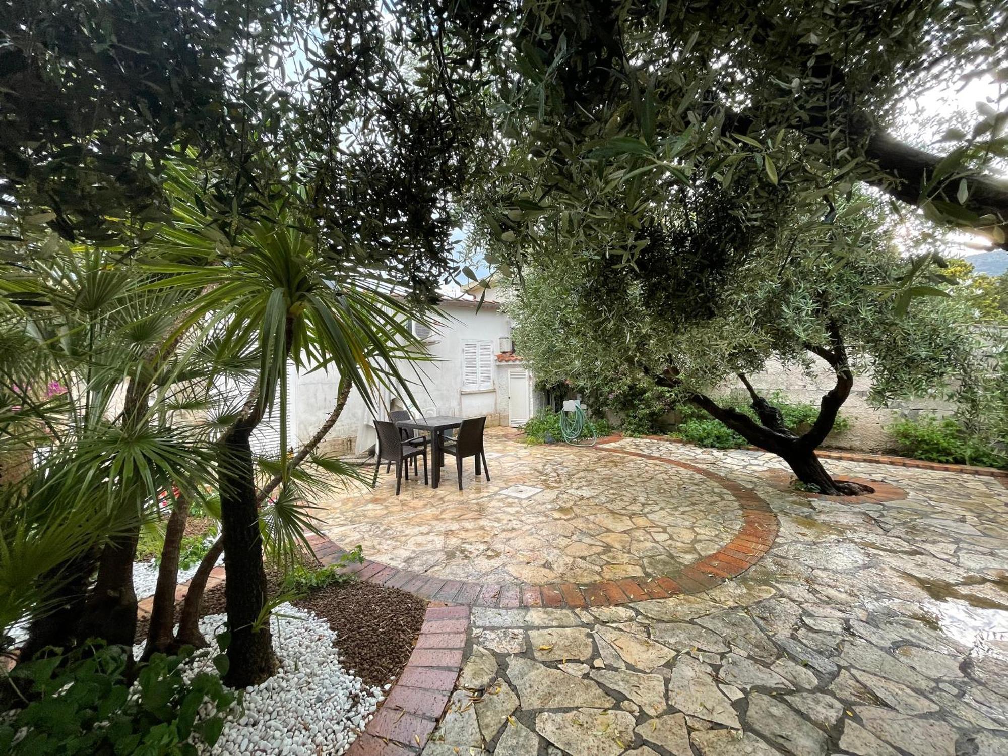 Villa Paonessa Lido Di Fondi Habitación foto